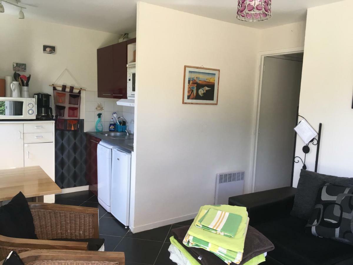 Appartement Proche Mer Avec Jardin Ensoleille Houlgate Exterior foto